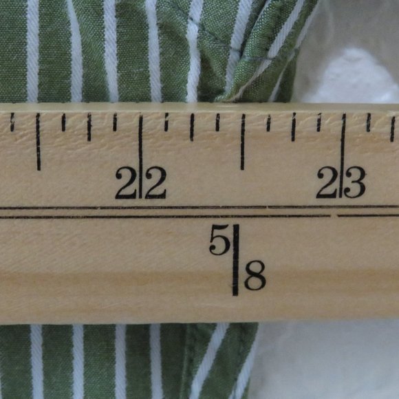 Hollister* Men's Long Sleeve Button Down Curved Hem Stripe Shirt~ Size Large - Picture 7 of 11